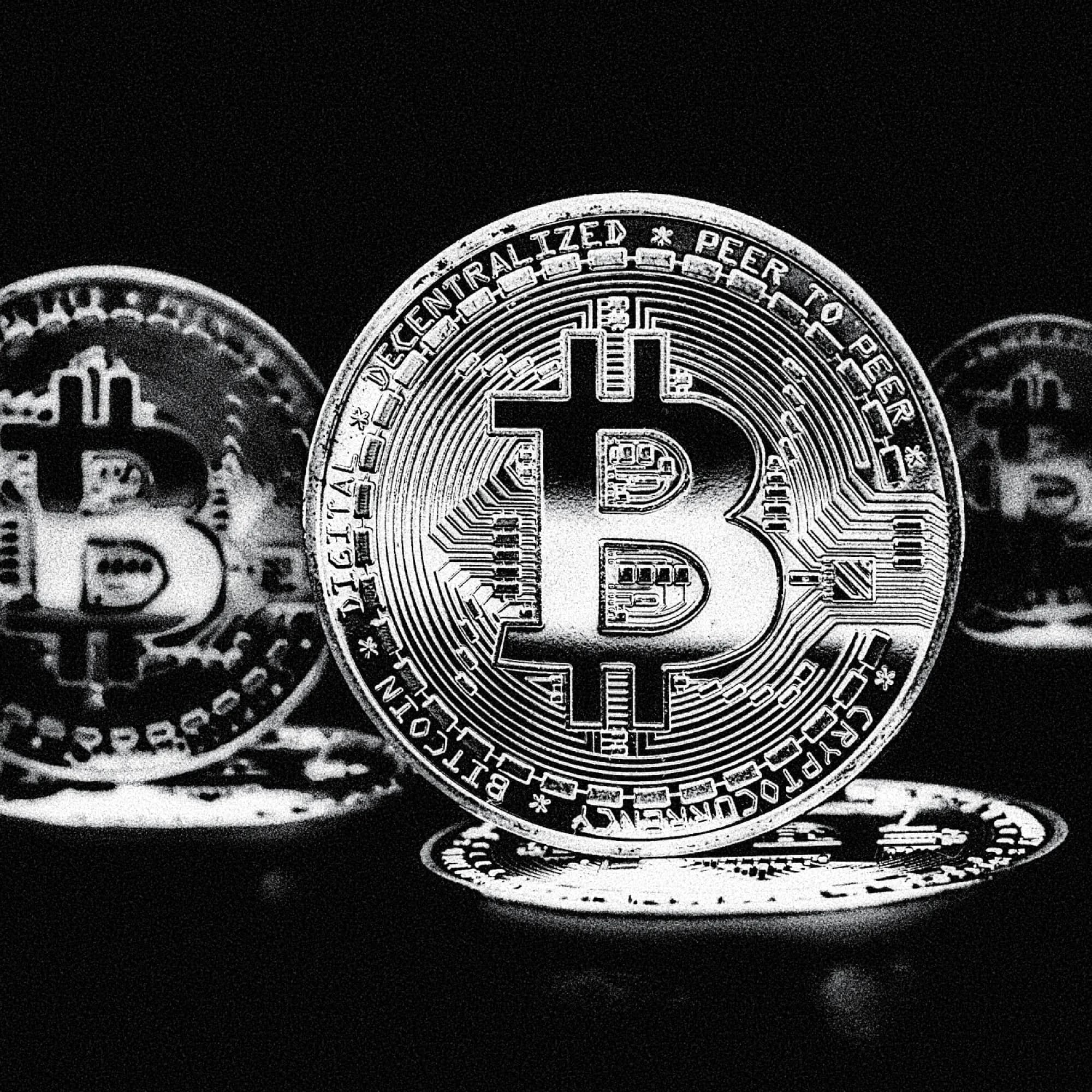 Cover Image for BITCOIN'S ECONOMIC BENEFITS – harder than gold & faster than fiat